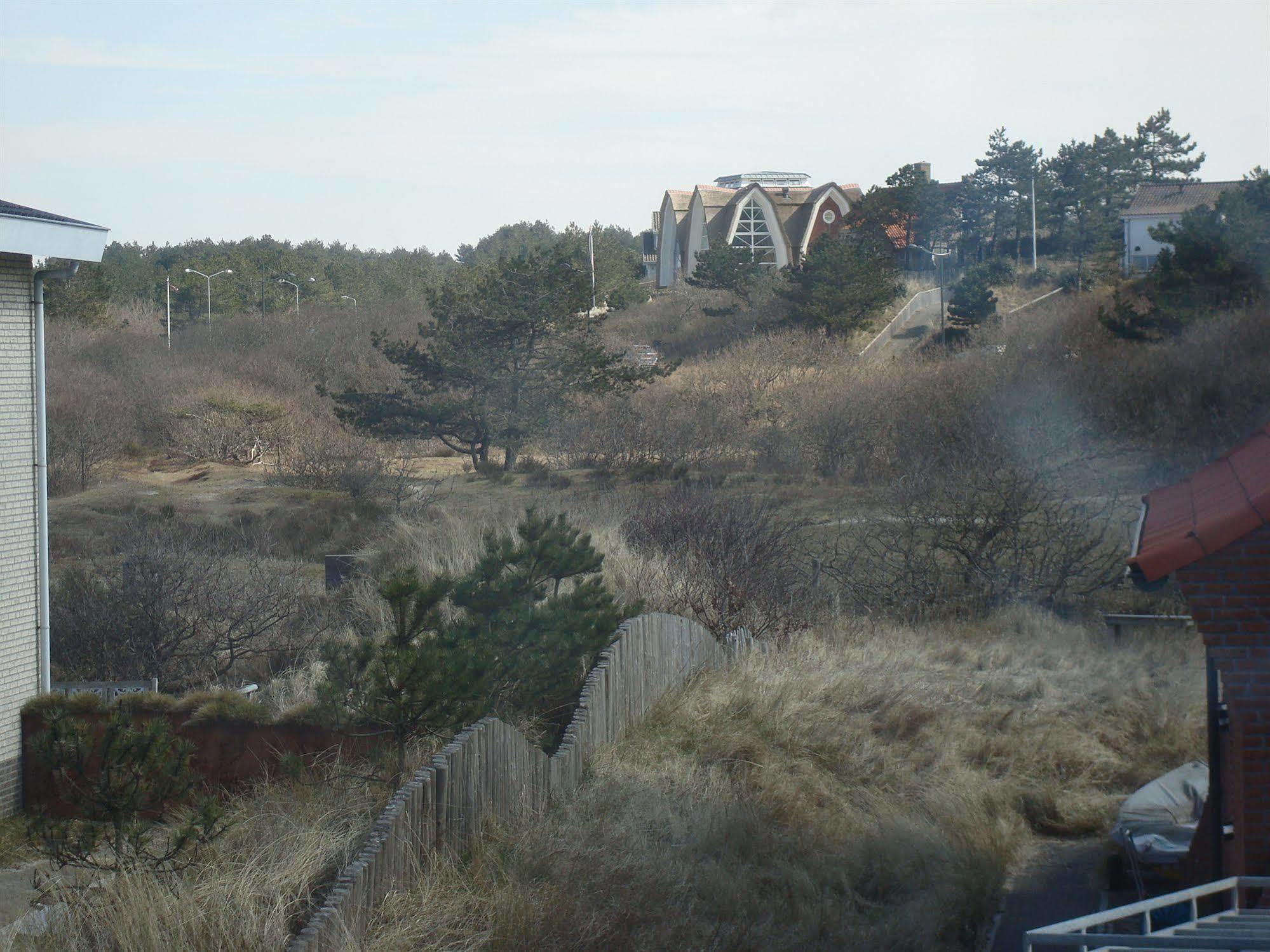 Hotel Rasch Bergen aan Zee Exterior photo